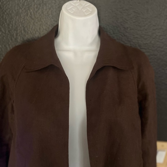 Talbots 100% Linen blazer - Picture 3 of 9